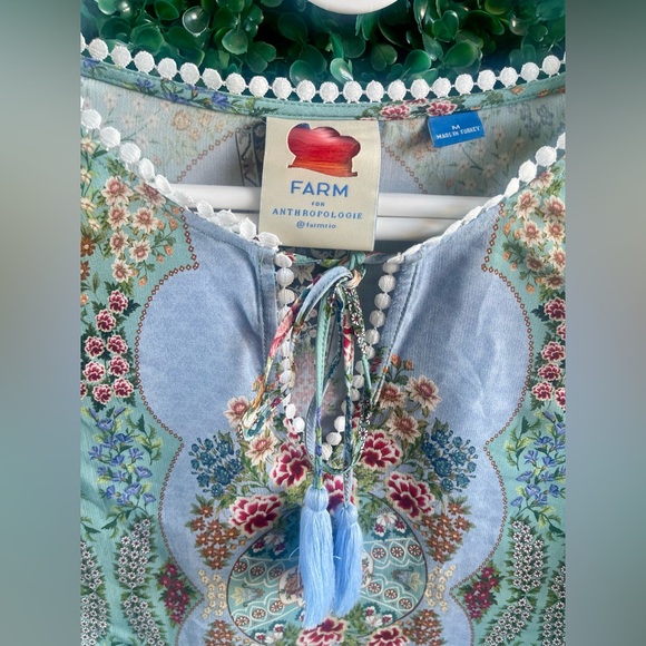 FARM Rio Multicolor Floral Top - Picture 3 of 8